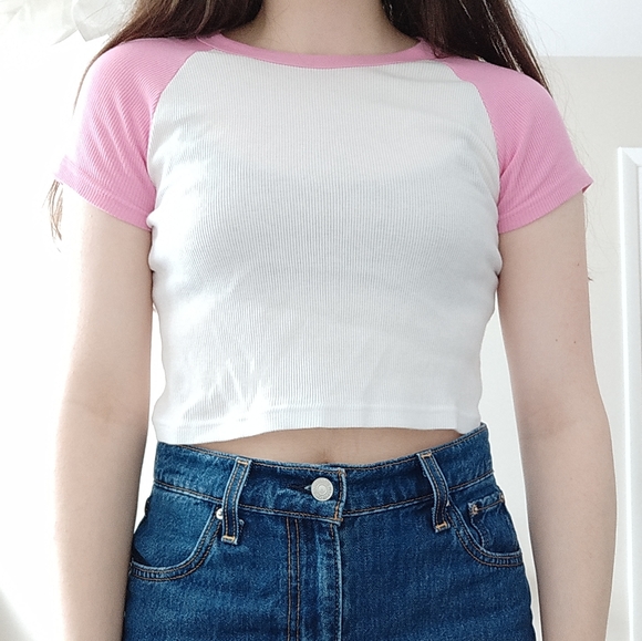 Brandy Melville Tops Brandy Melville Bubblegum Bella Top Poshmark